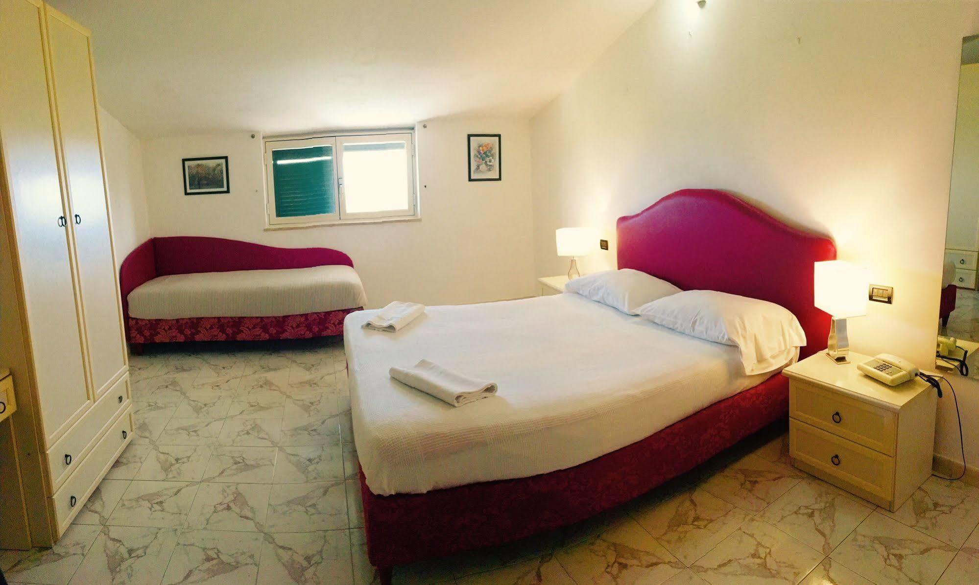Hotel Villa Pirotta Sannicandro di Bari Εξωτερικό φωτογραφία